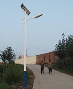 聊城太阳能灯与太阳能路灯 采购指南与郑州光之华灯具介绍